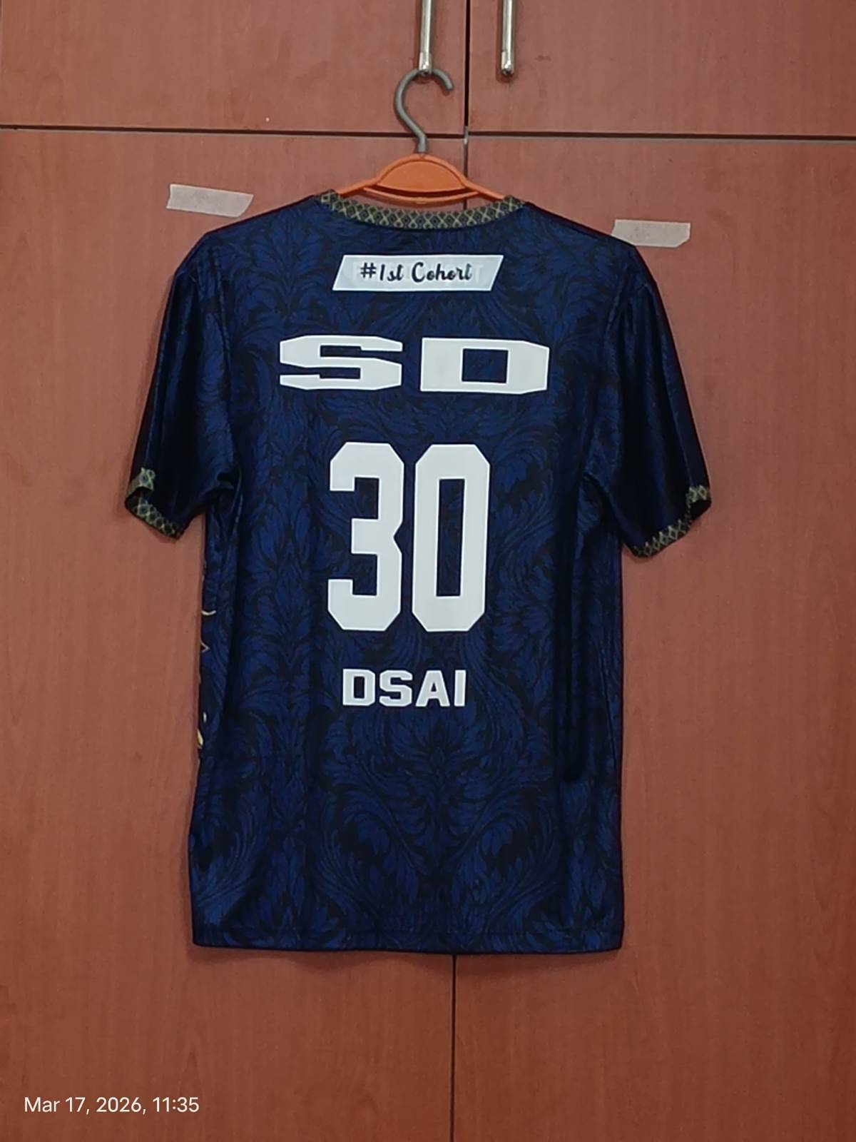 Sports jersey having the name SD and number 30
